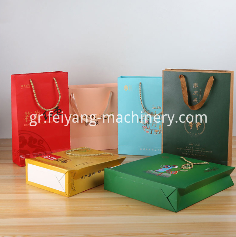 χαρτοσακούλα πολυτελείας luxury paper bag